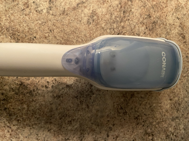 Con air cloths steamer.