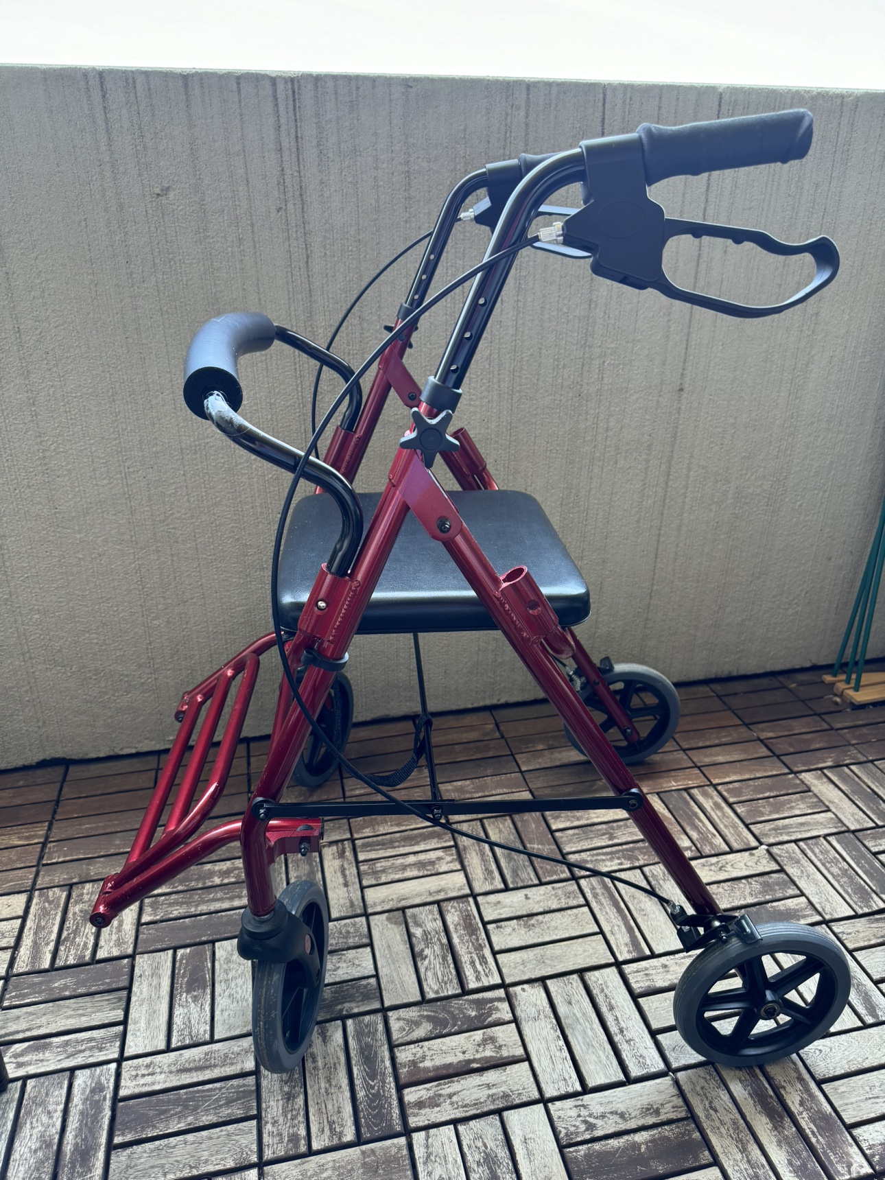 4 wheel walker
