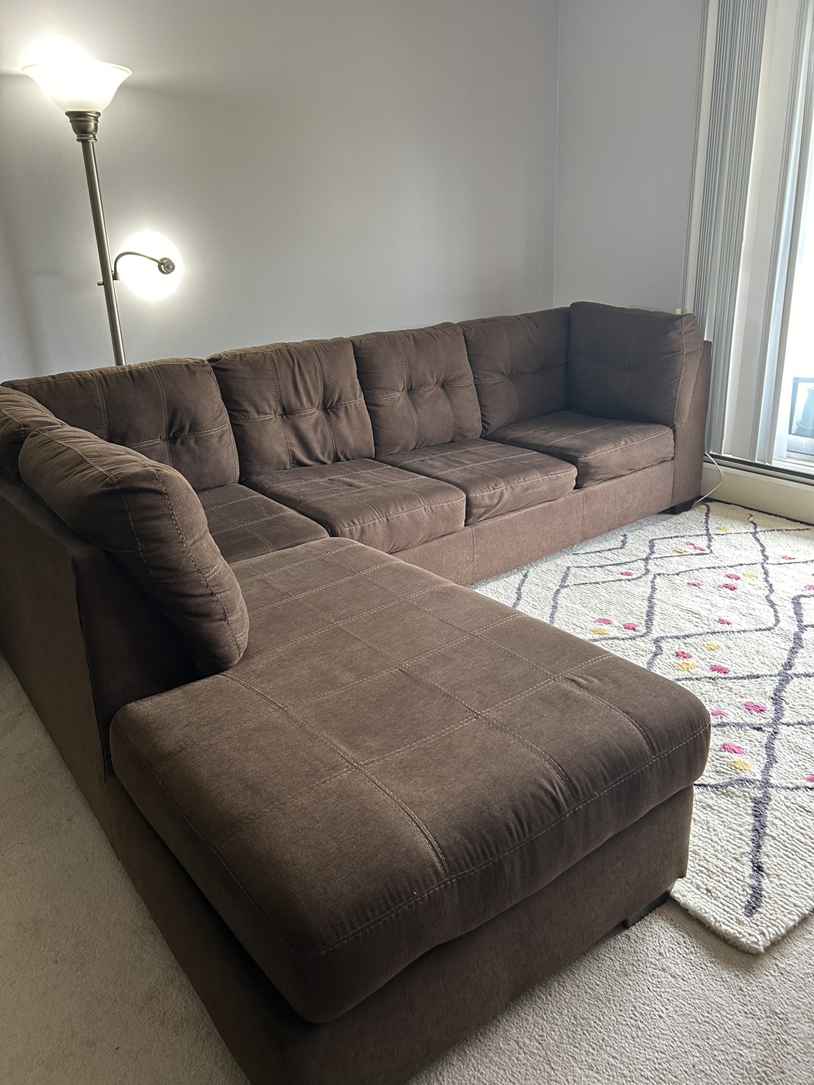 Sectional with pull out bed