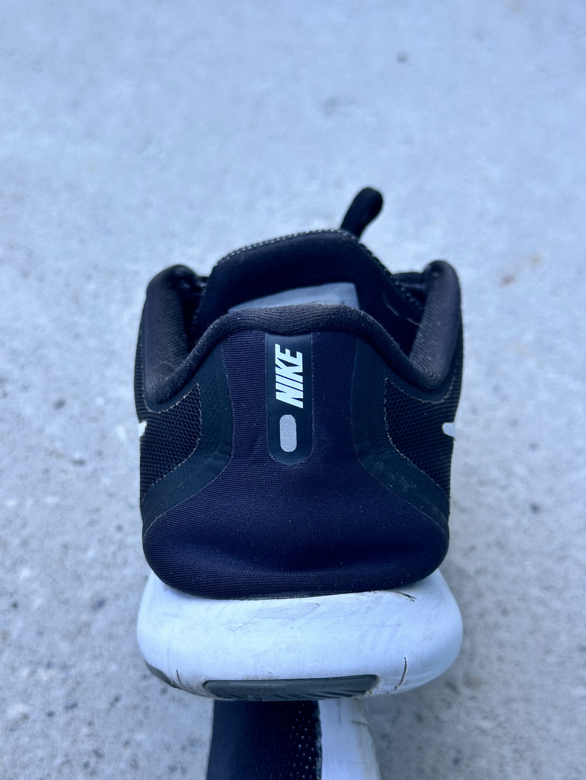 #freecycle Nike flex shoes. image indicator(3)