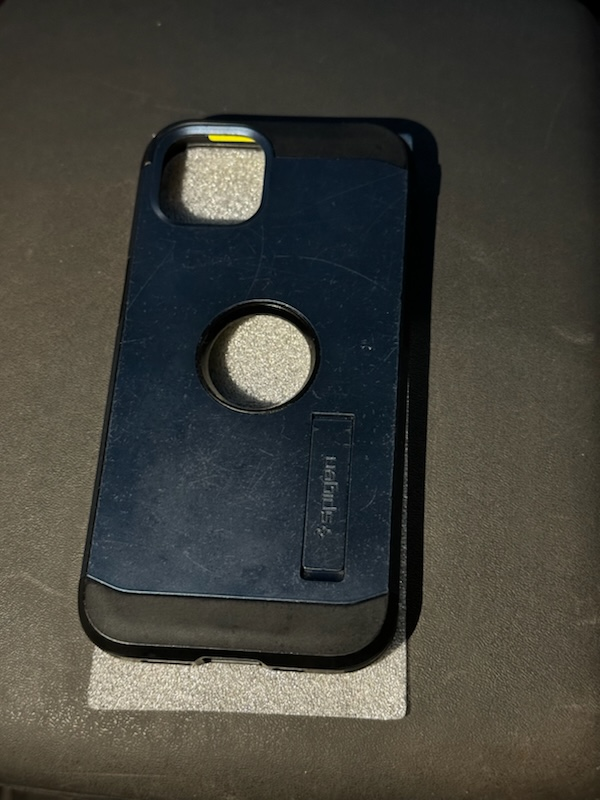 iPhone 13 Blue 128GB Good Condition w. Case image indicator(5)