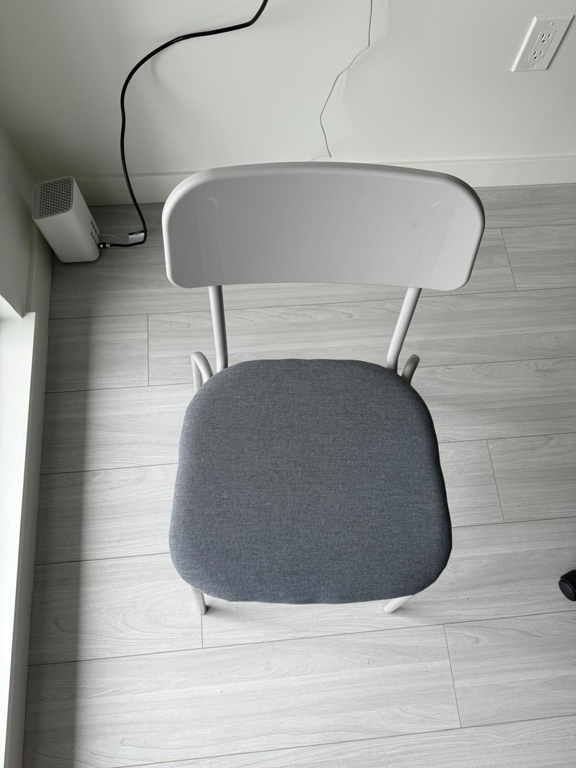 4 IKEA Grasala Dining Chairs - photo 4