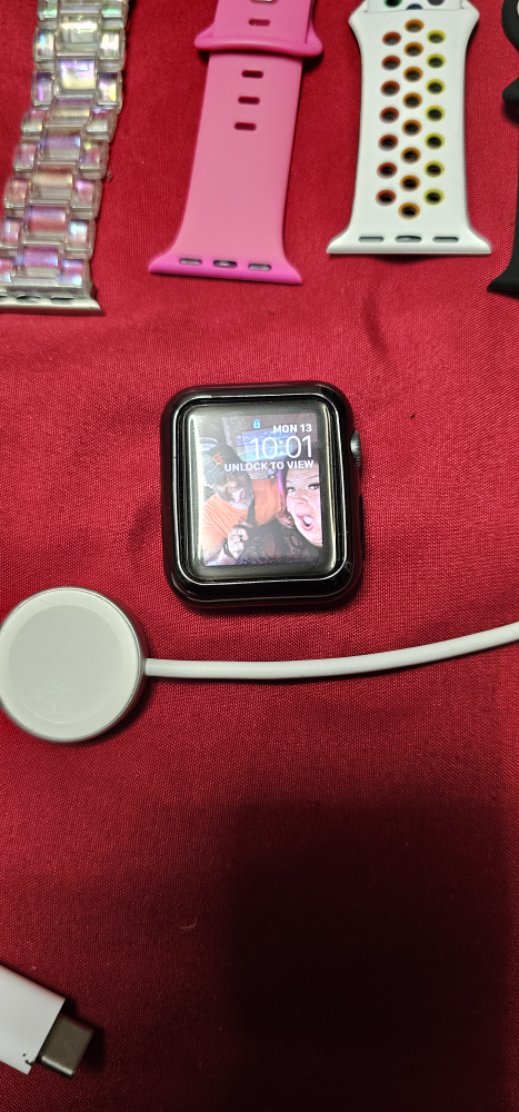 Apple Watch SE (2nd generation) image indicator(4)