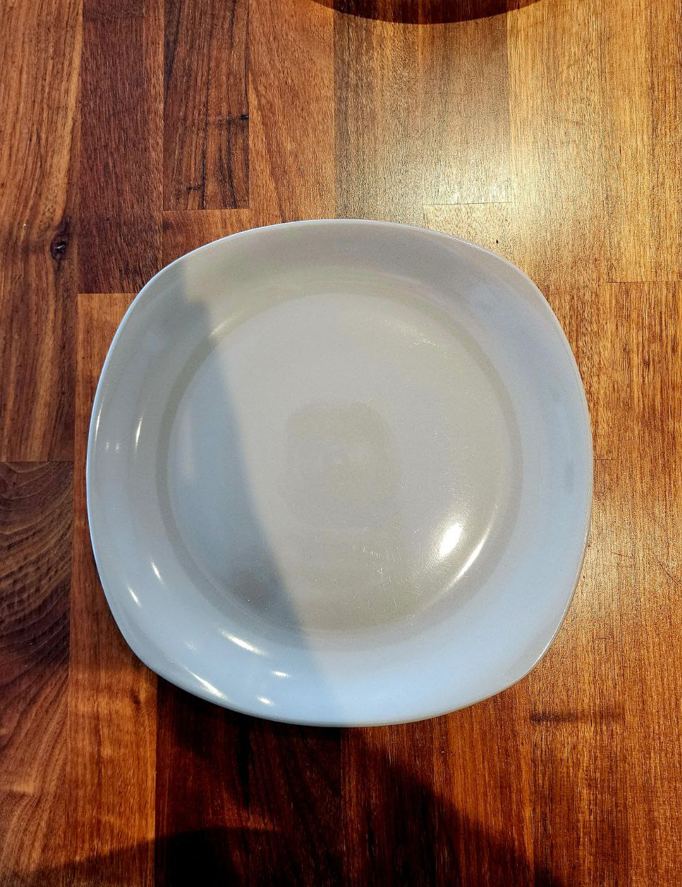 Dinnerware set image indicator(7)