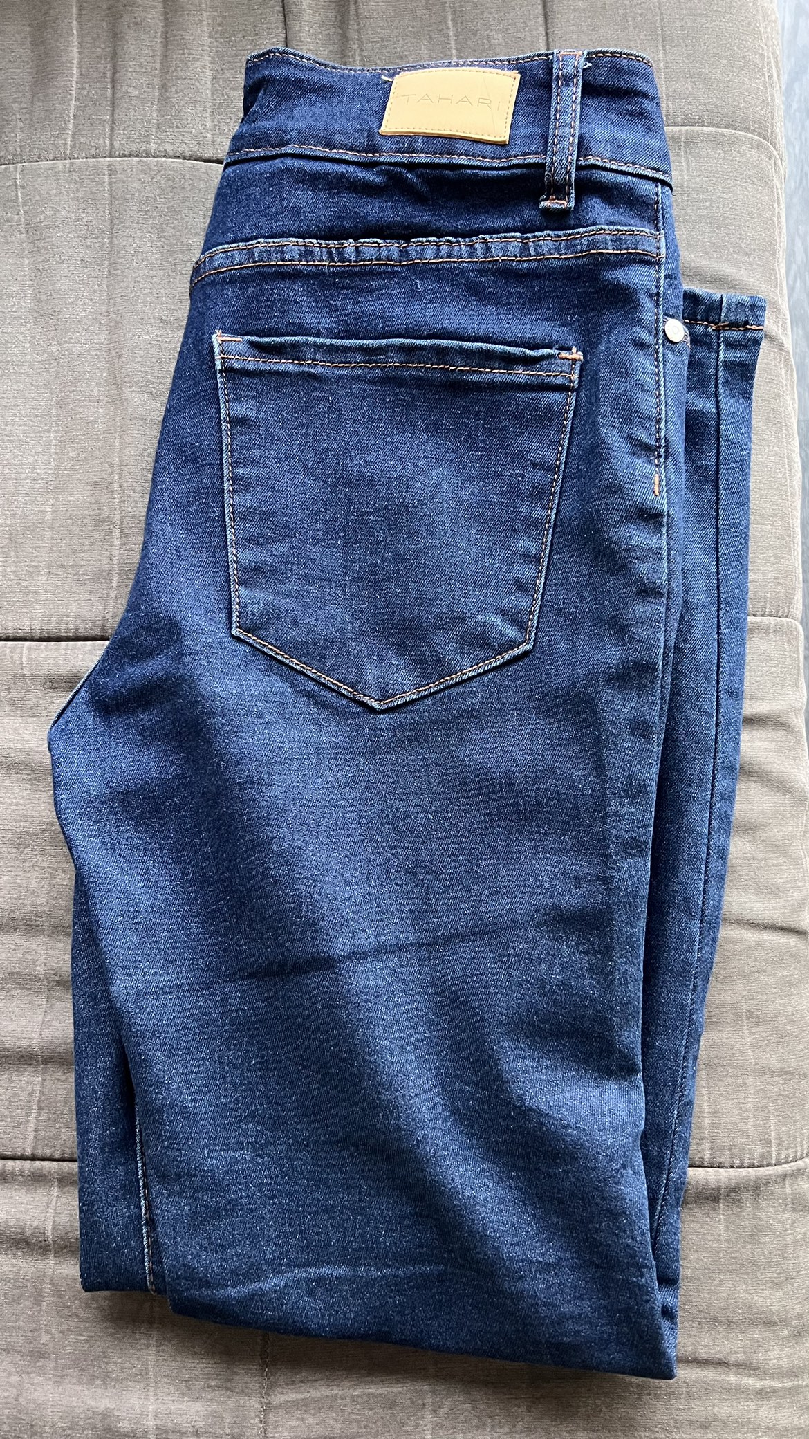 Women's jeans pant size 6 or 28 thumbnail