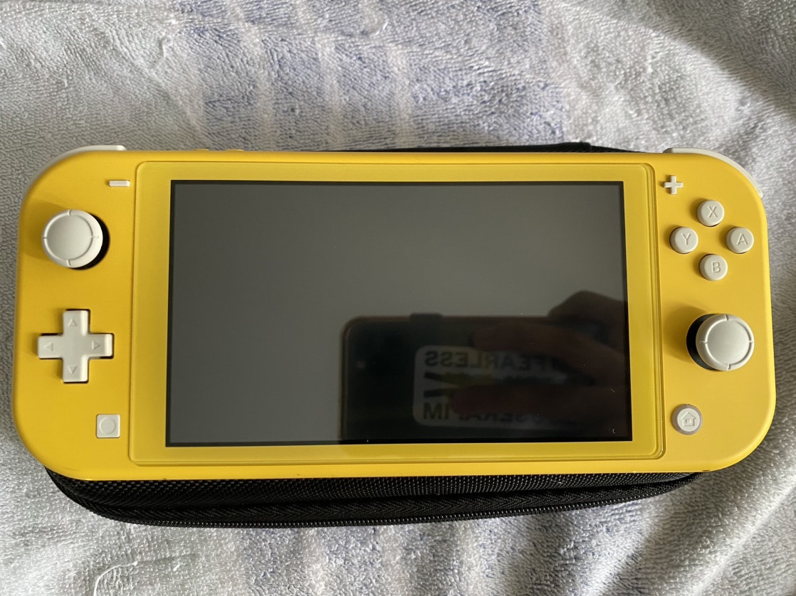 (GAME INCLUDED) Nintendo Switch Lite - LIKE NEW - photo 2