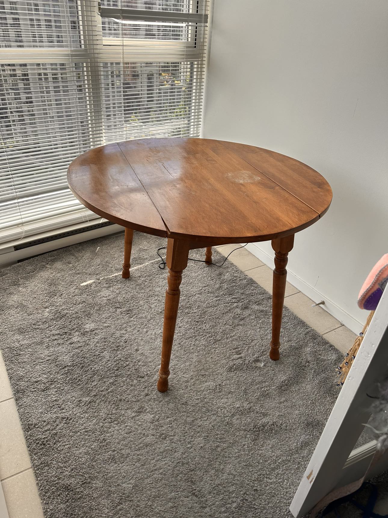 Round wooden foldable table - photo 2