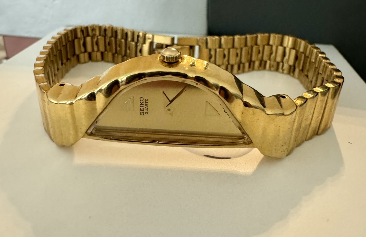 Vintage RARE : SEIKO half moon quartz watch - photo 2