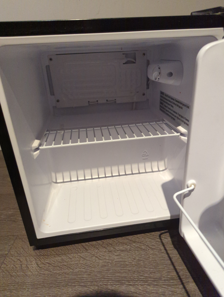 mini fridge - photo 3
