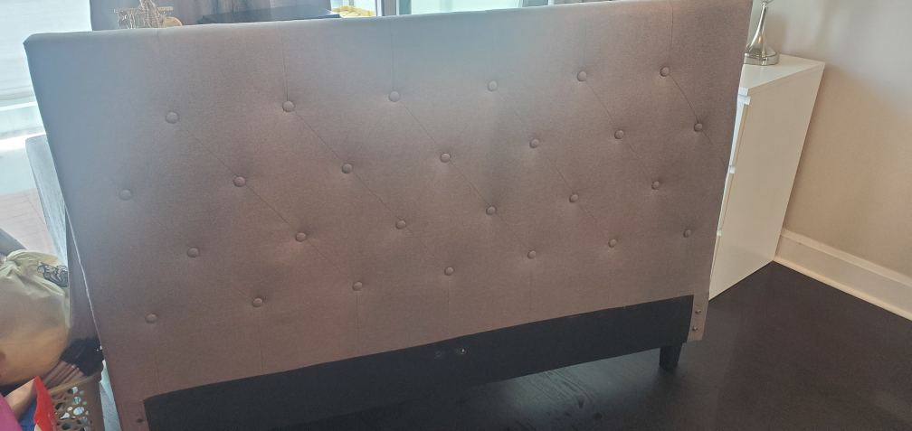 Grey Fabric Tufted Headboard image indicator(2)