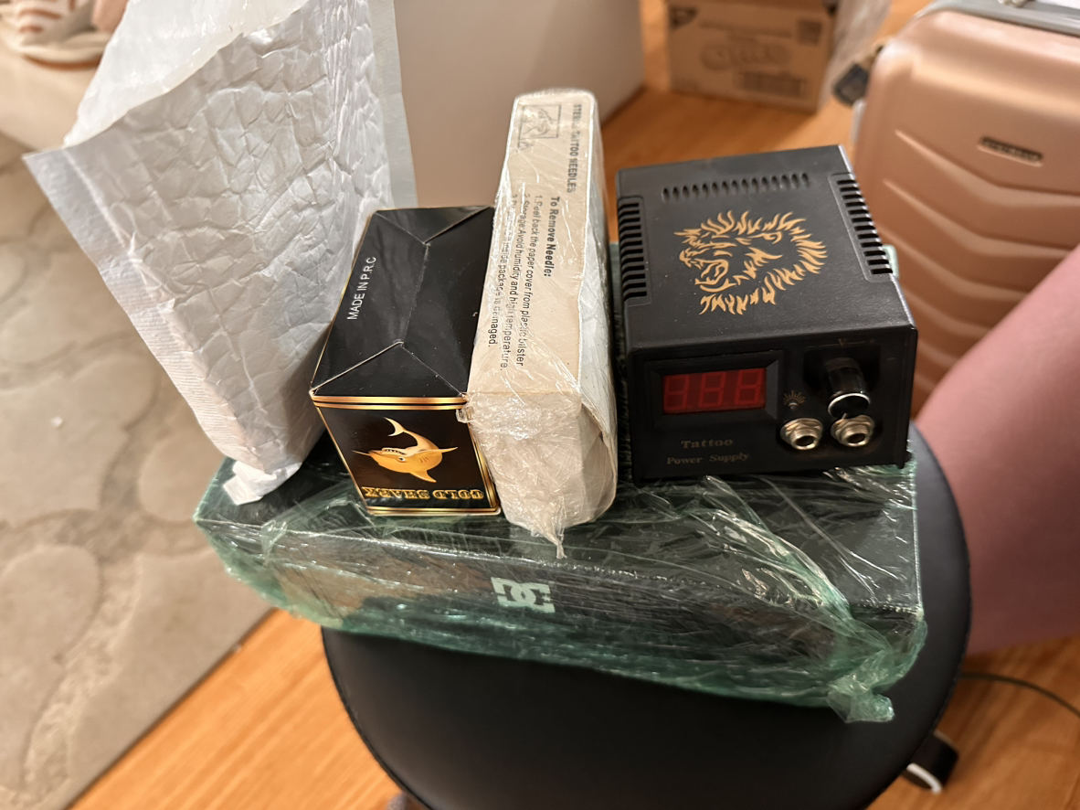 Tattoo machine and accessories