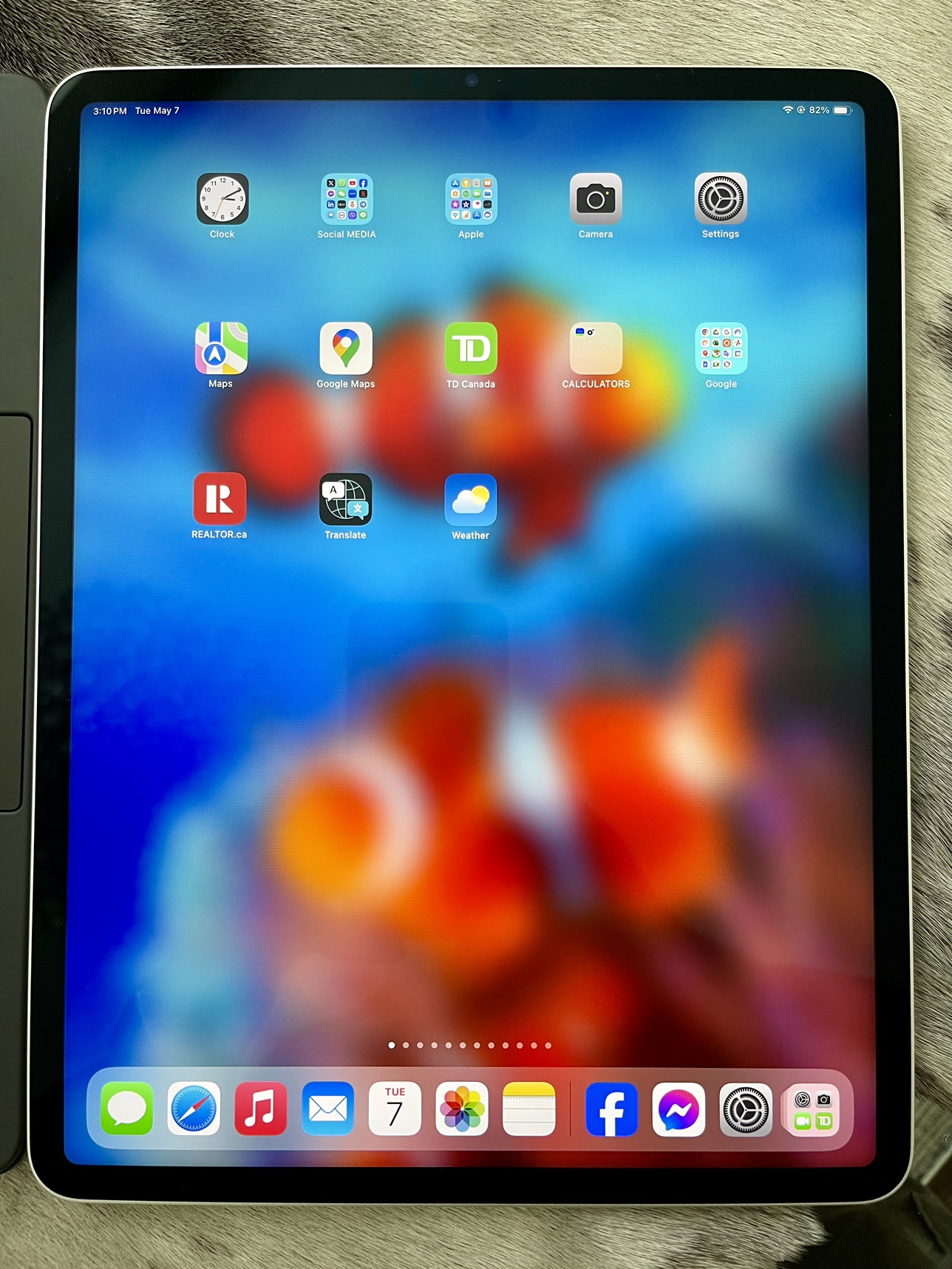 Apple iPad Pro 12.9” 4th Gen 256Gb, Apple Keyboard, Apple Pencil image indicator(2)