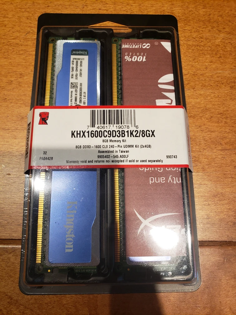 8GB RAM kit. 1.65v DDR3 1600 thumbnail