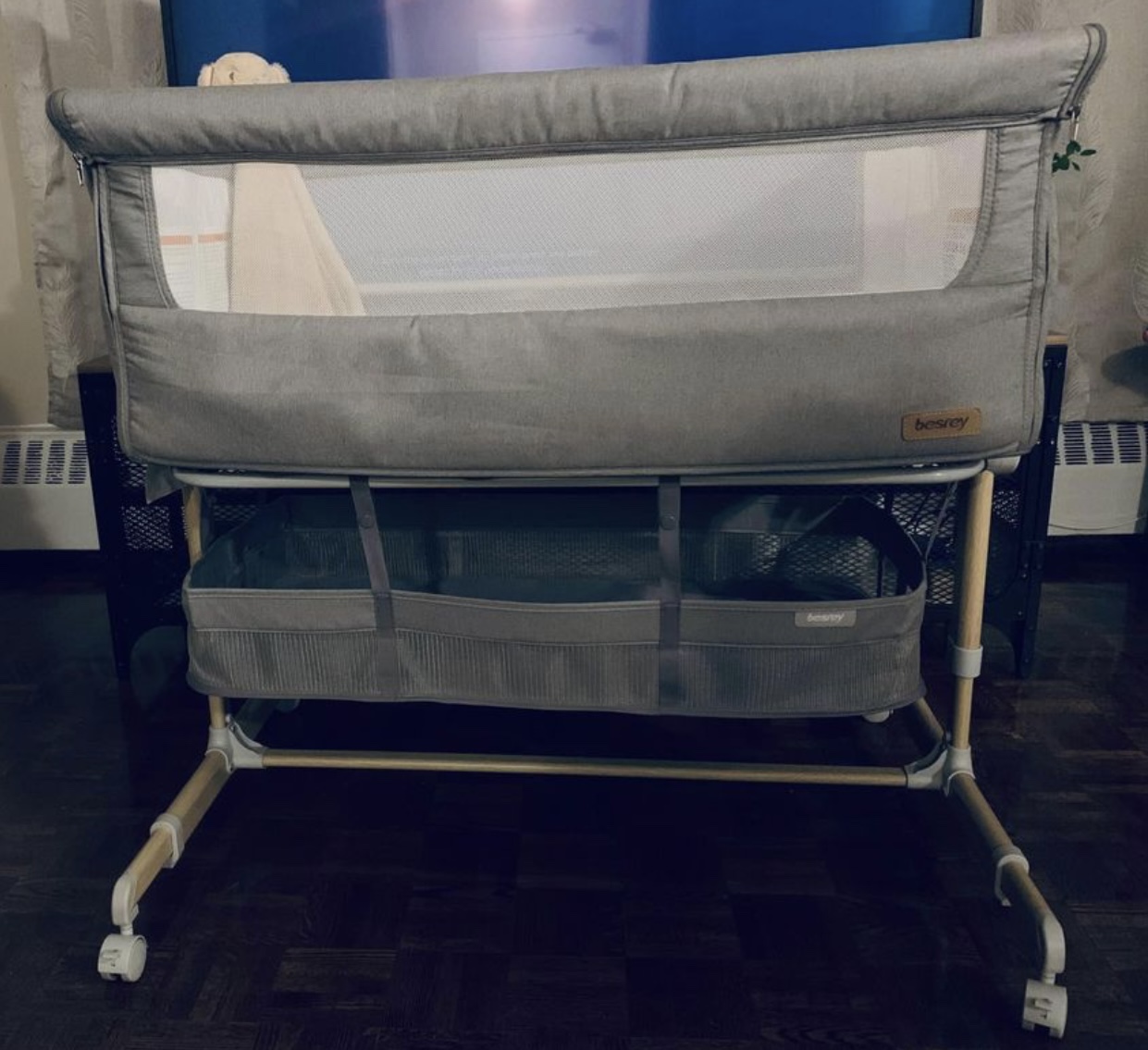 Besrey Baby Bassinet Bedside Sleeper image indicator(3)