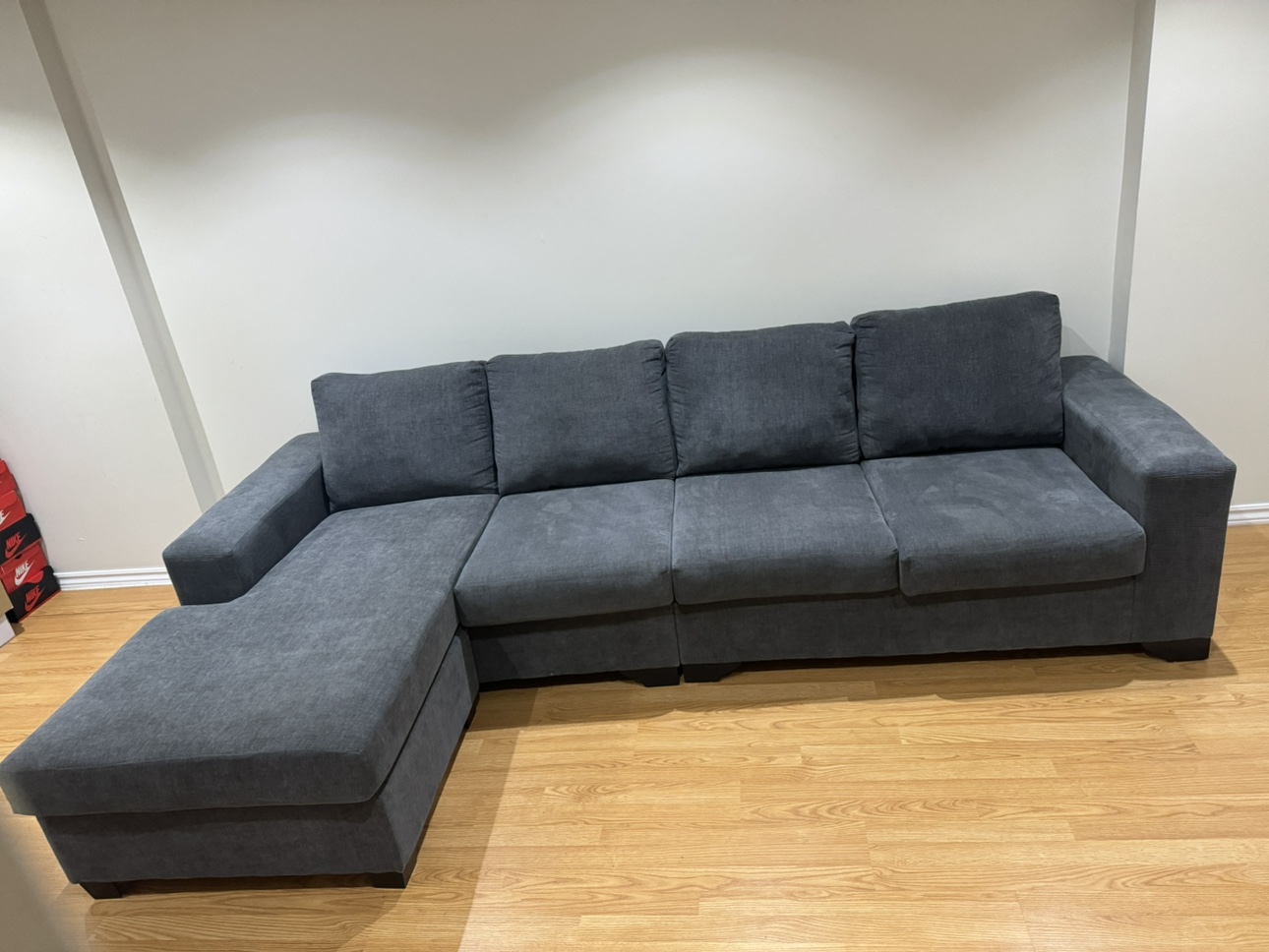 2 piece sectional Sofa with a reversible chaise - Grey - photo 4