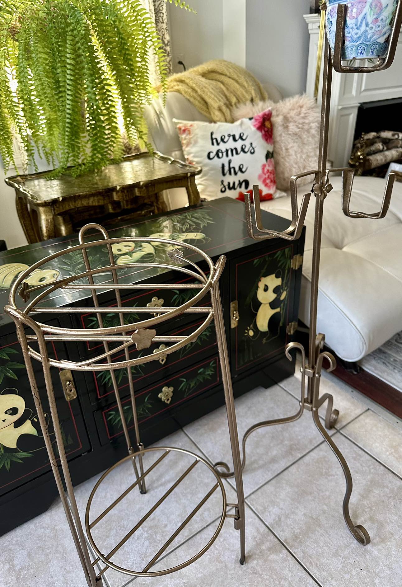 🧡 Set of 2 Vintage Metal Plant Stands - Gold Finish thumbnail