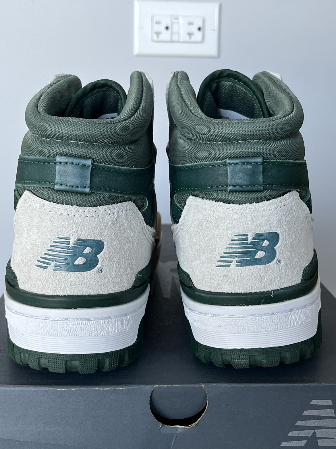 New Balance 650R Sea Salt Nightwatch Green - photo 4
