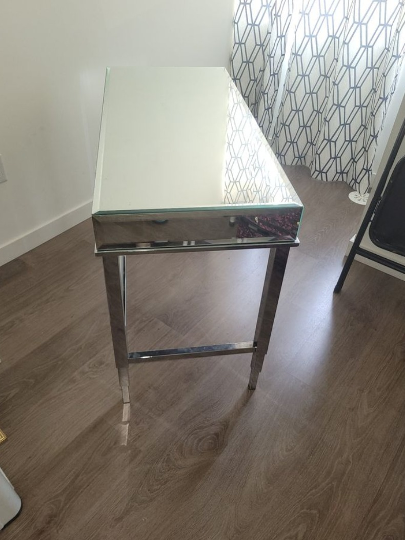 Mirrored Desk - photo 4