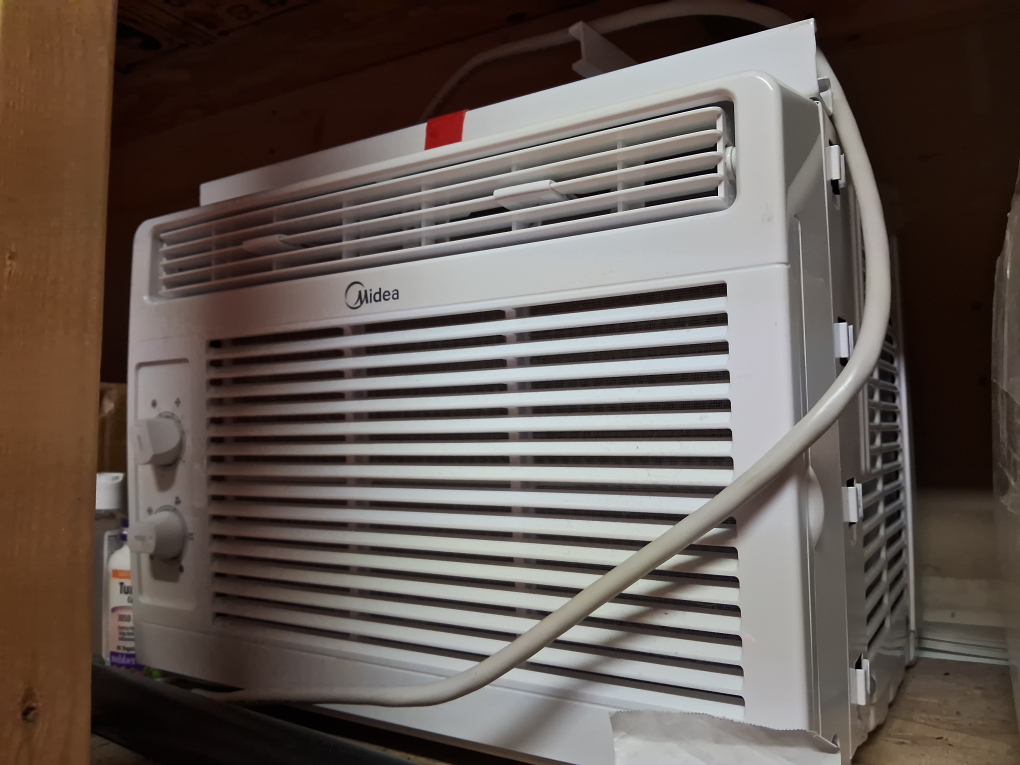 window air conditioner