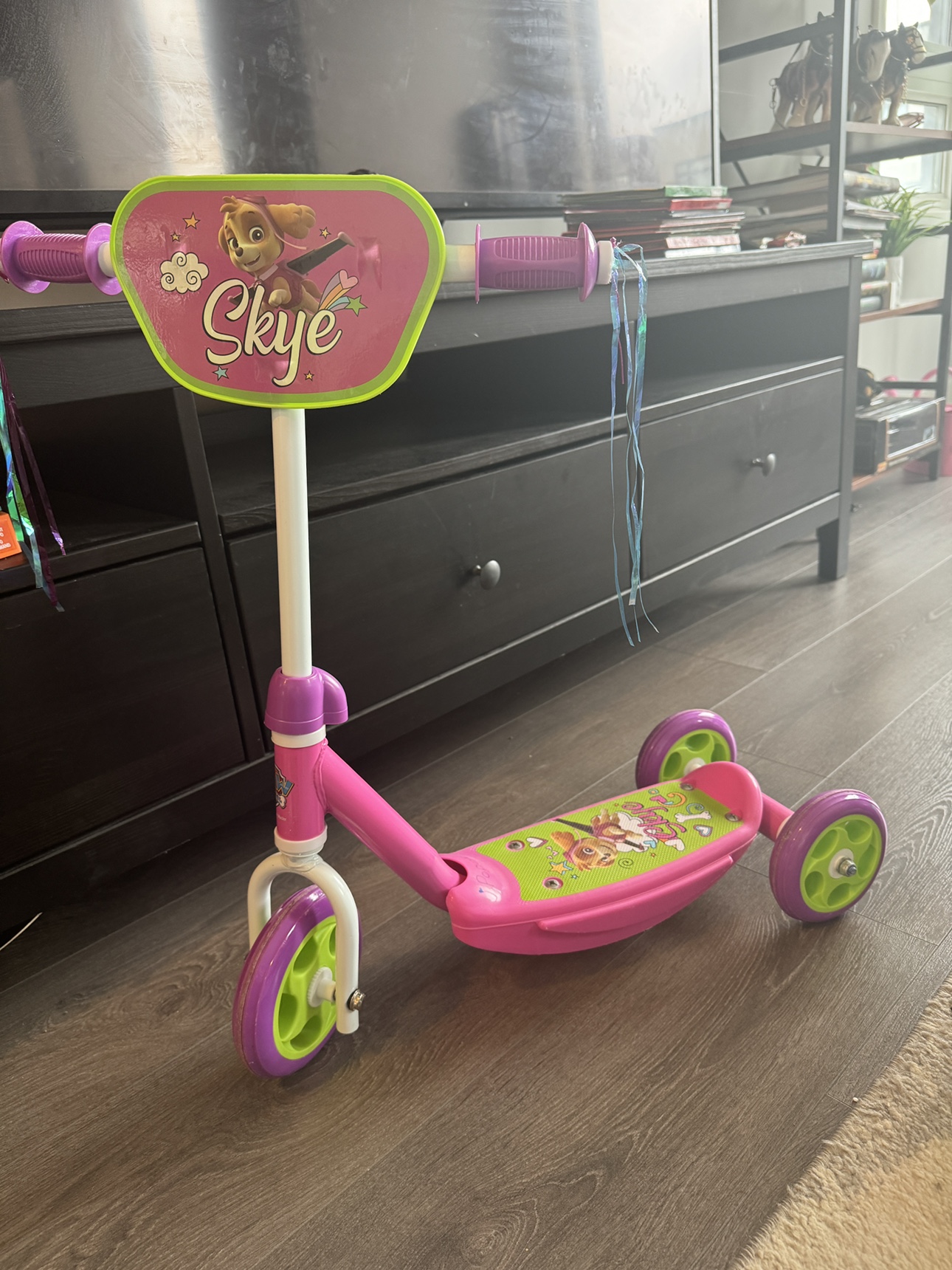 Toddler scooter Paw patrol excellent used condition thumbnail