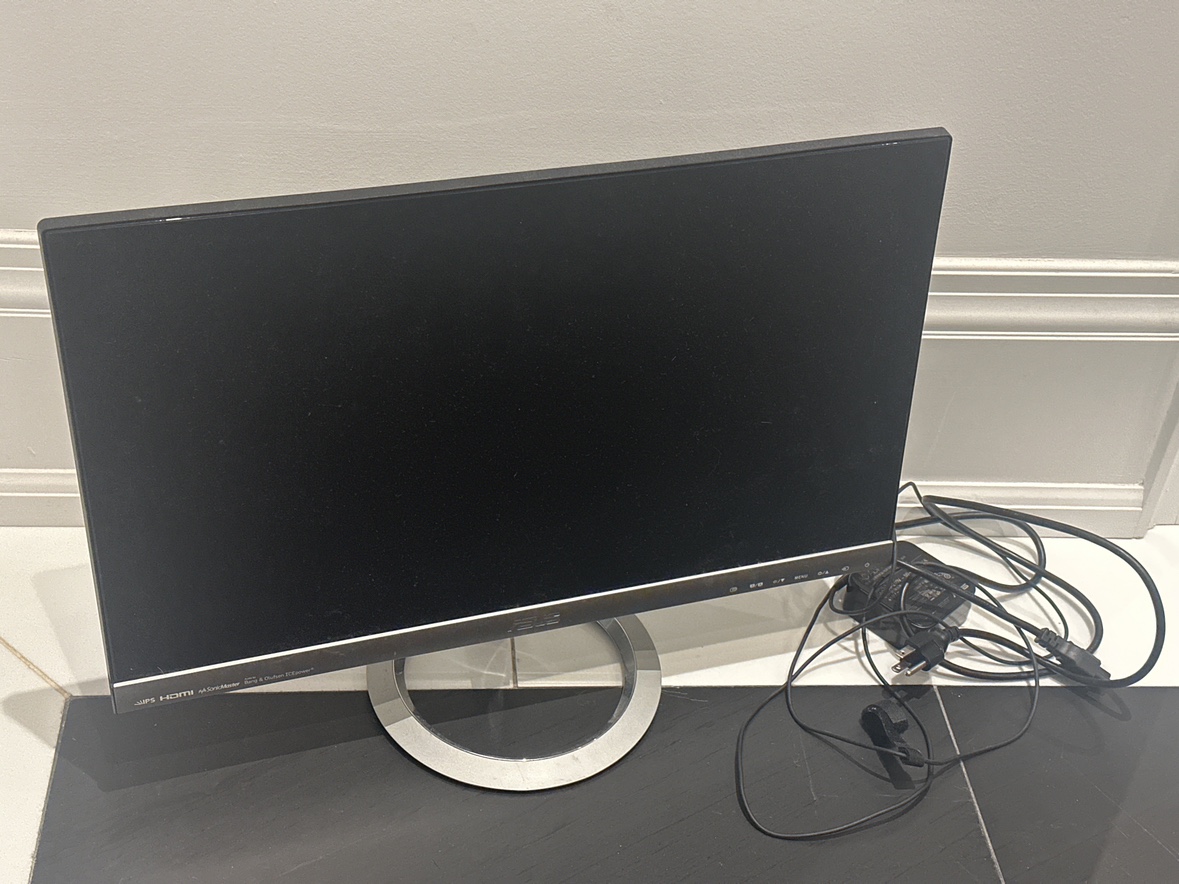 ASUS 23” monitor