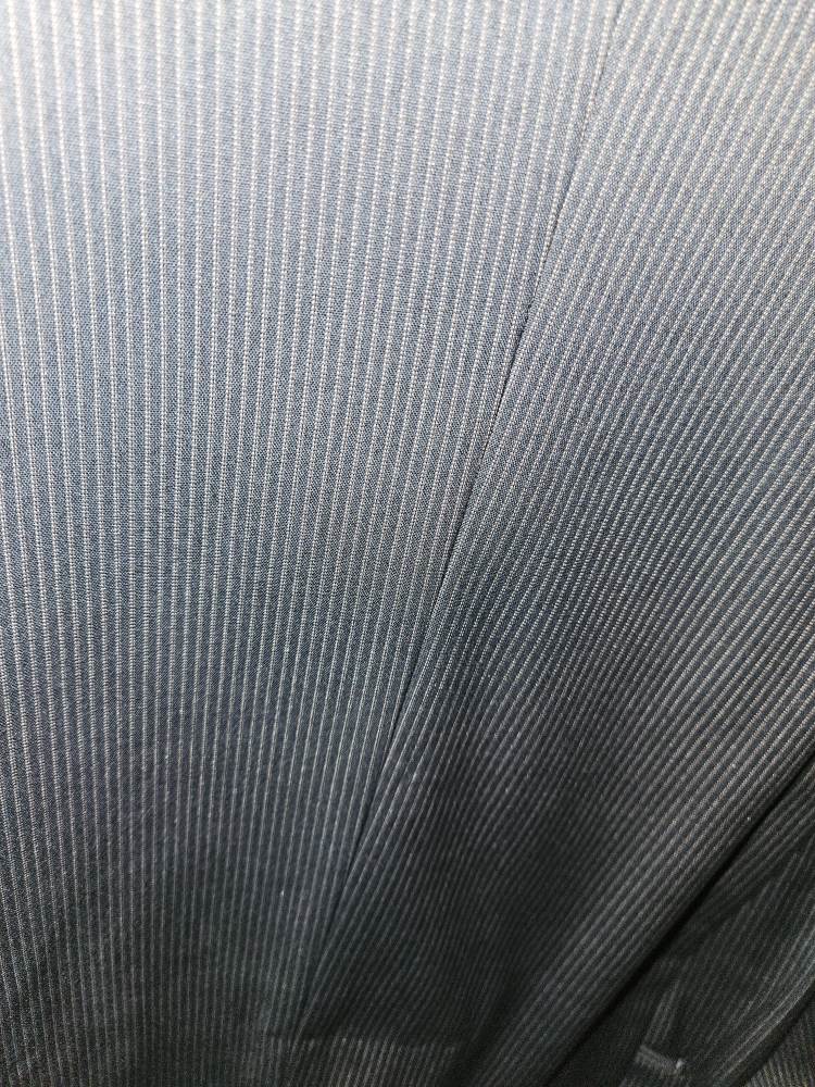 Douglas and Grahme suit image indicator(3)