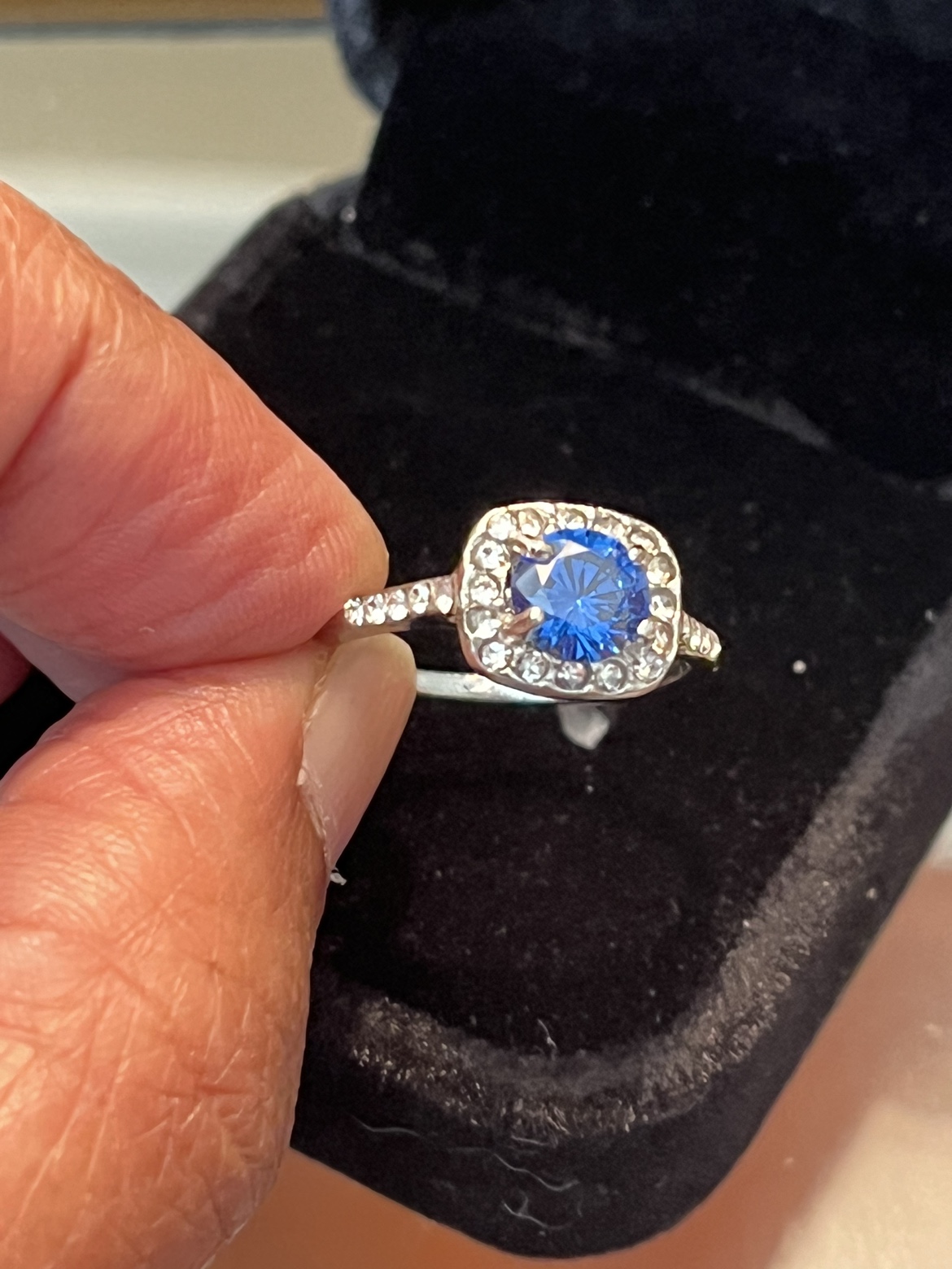 Gorgeous silver filled, gold plated zirconia ring - photo 3