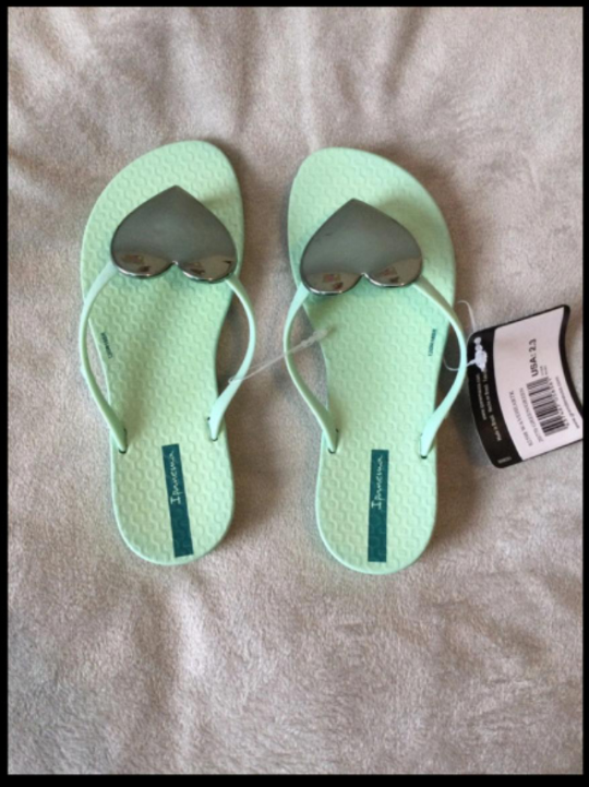 Ipanema Girl Flip Flops Size: 2/3 image indicator(2)