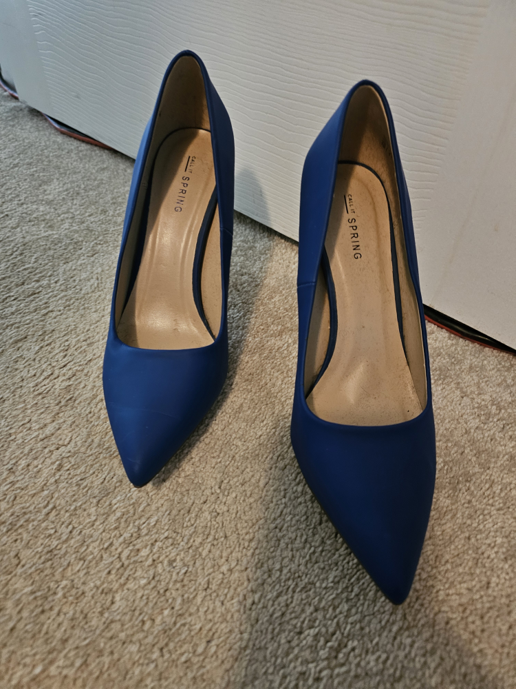 Woman's Shoes image indicator(4)