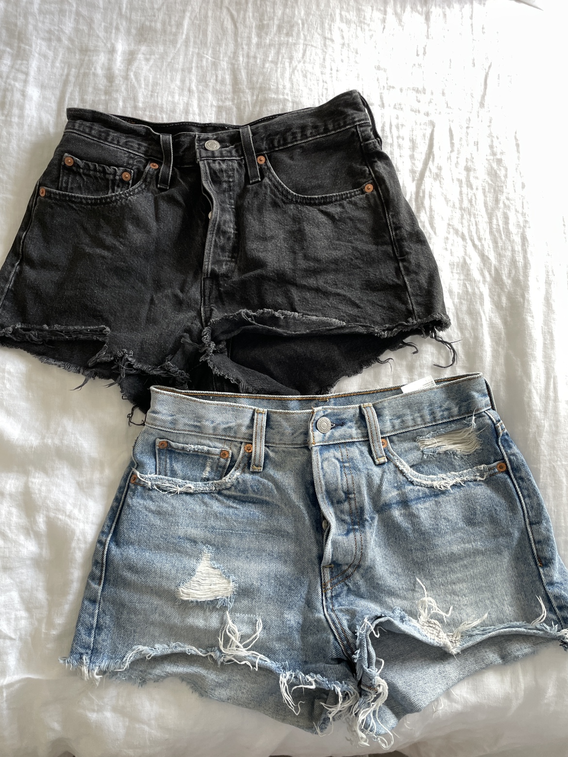 Levi’s Jean Shorts image indicator(2)