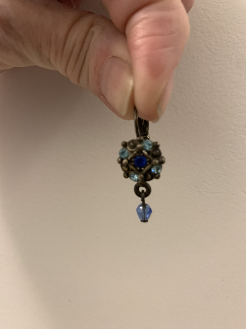 Earrings $3 each image indicator(5)