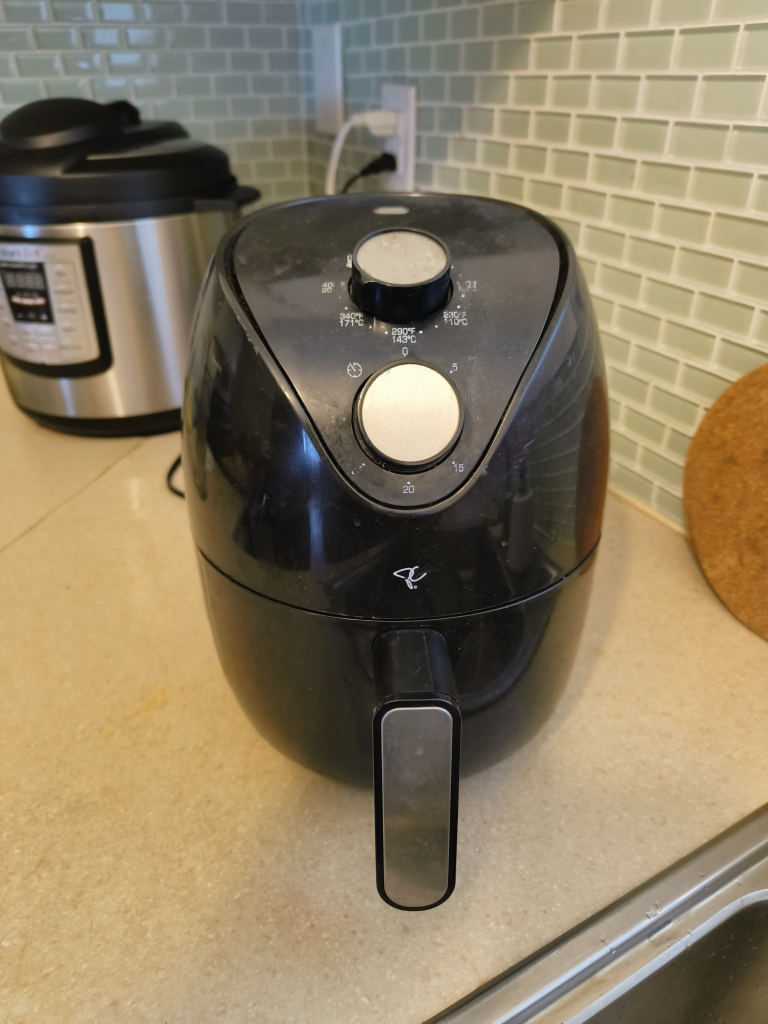 Air fryer - photo 2