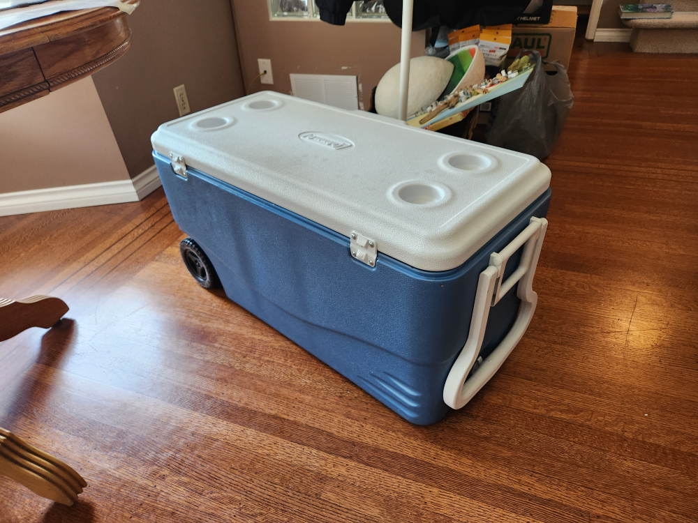 Coleman wheeled cooler