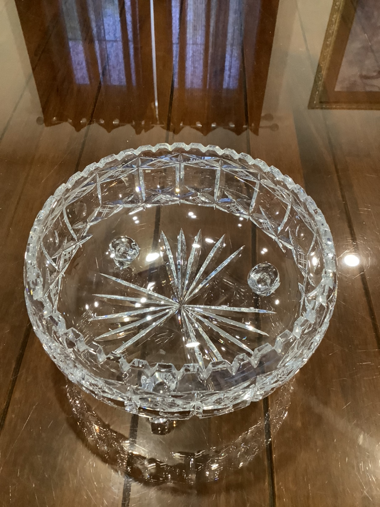 ❤️Beautiful Cut Crystal 9” Footed Bowl image indicator(3)
