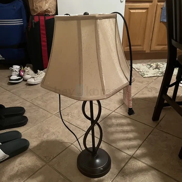Bed, Bath & Beyond Lamp Set - photo 5