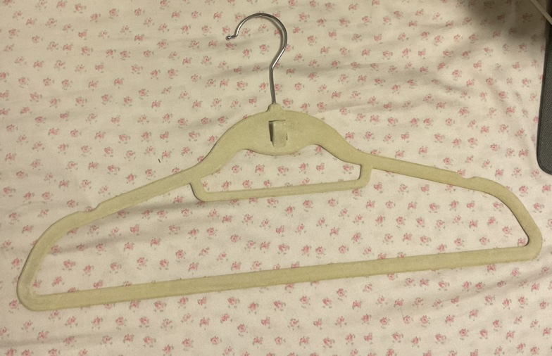 Like-new 45 Non-slip velvet clothes Hangers (Some never used) - photo 4