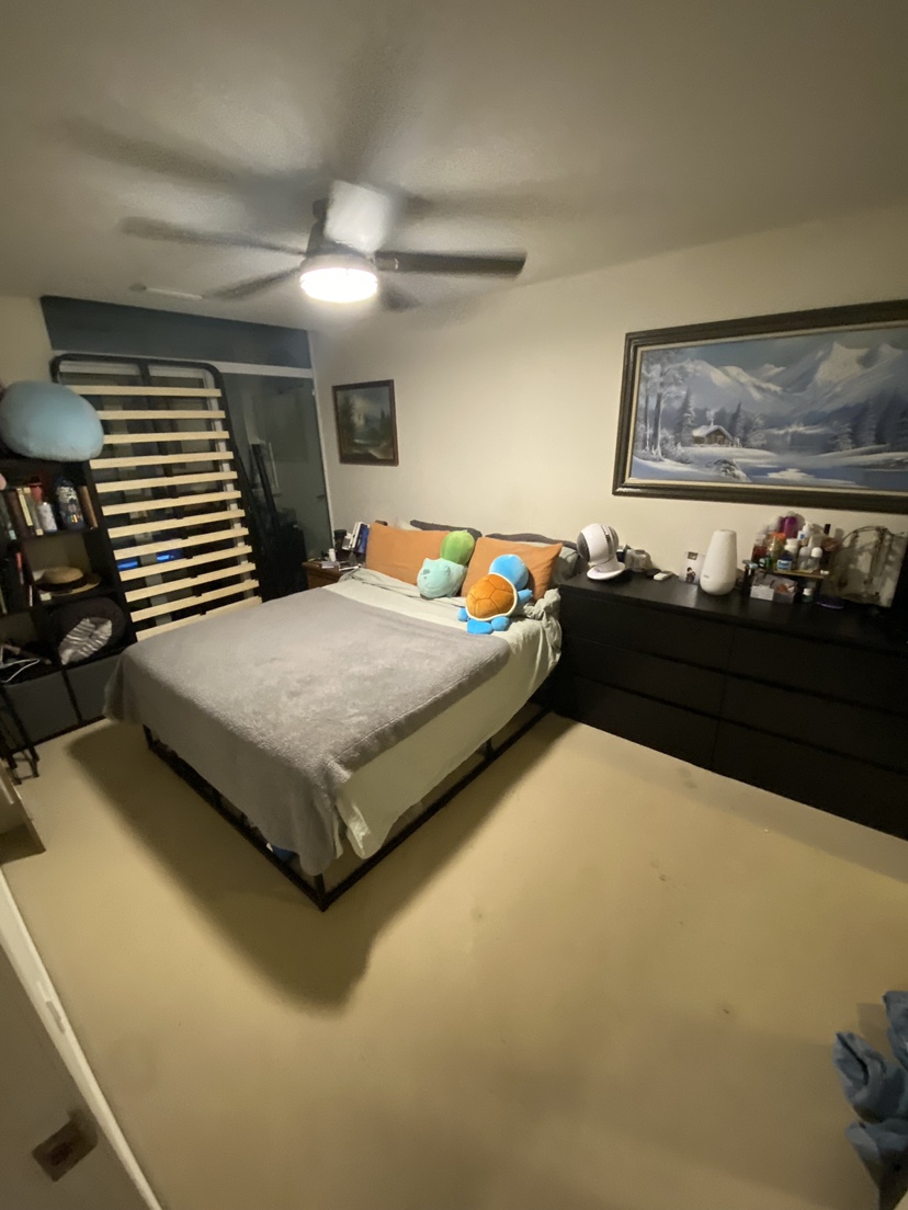 Queen bed frame - photo 4