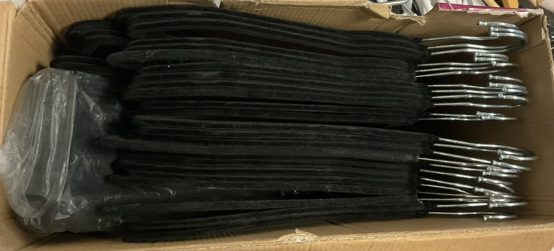 50 pack Costco Non-slip clothes hangers