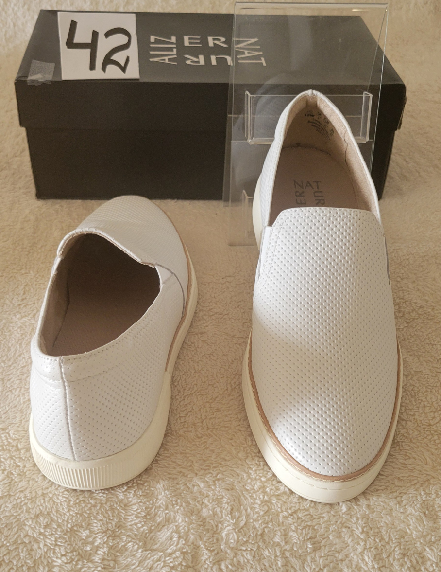 Naturalizer  Unisex  Comfortable  Leather Shoes image indicator(2)