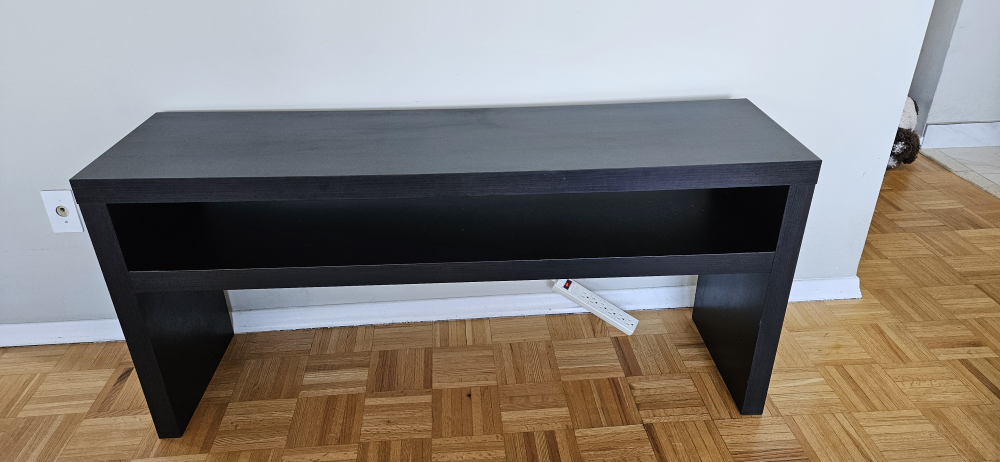 Console Table.