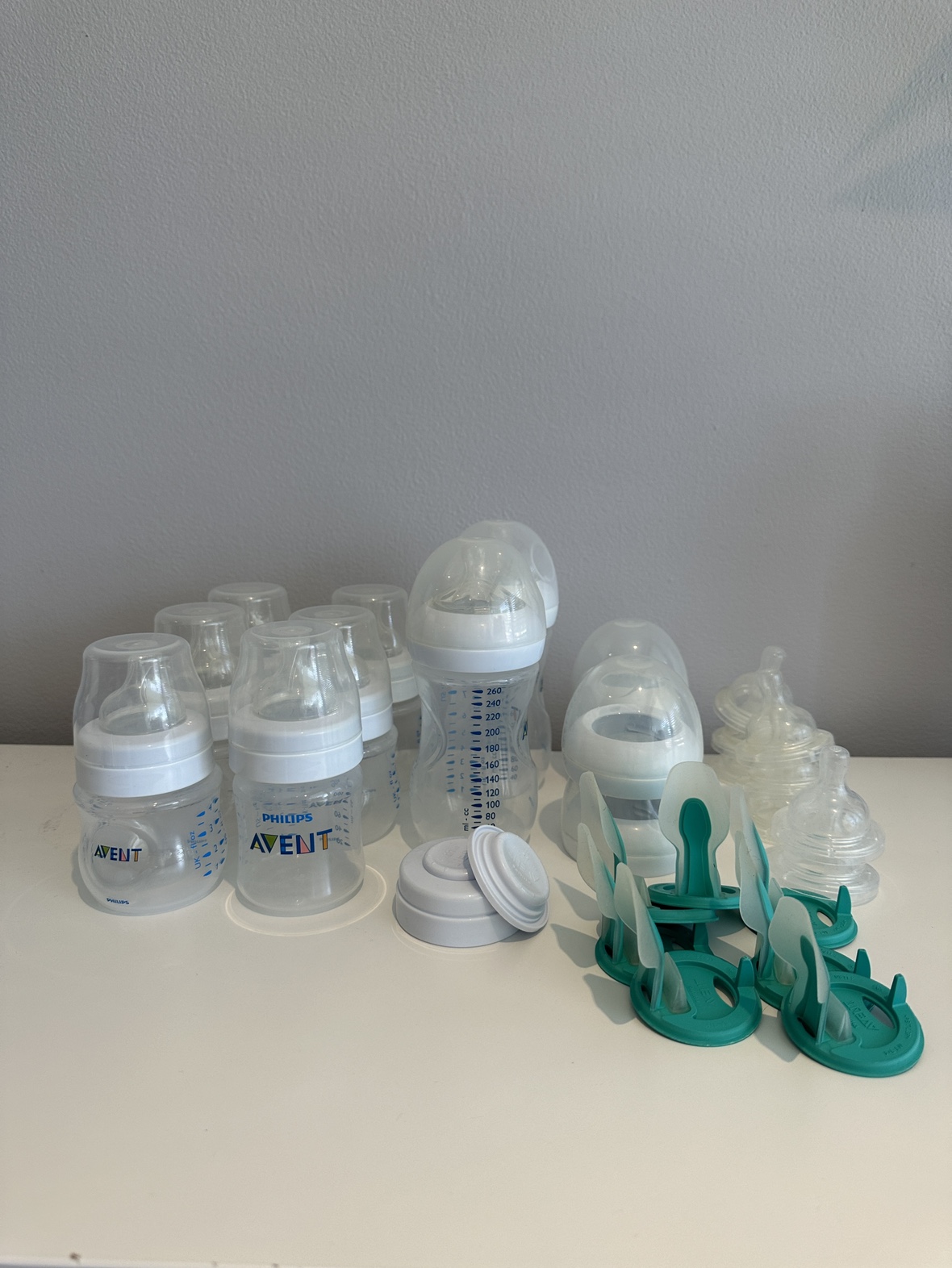 Philips Avent Bottles with colic air vents thumbnail