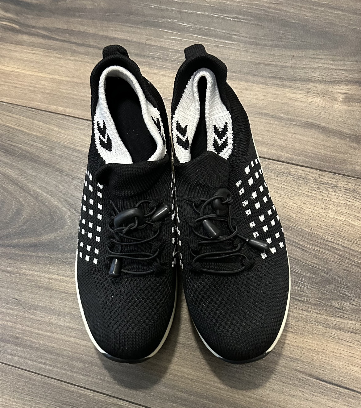 Ladies shoes size 6 & 7 - photo 3