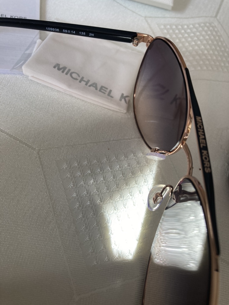 New Michael Kors Ladies Sunglasses - photo 3