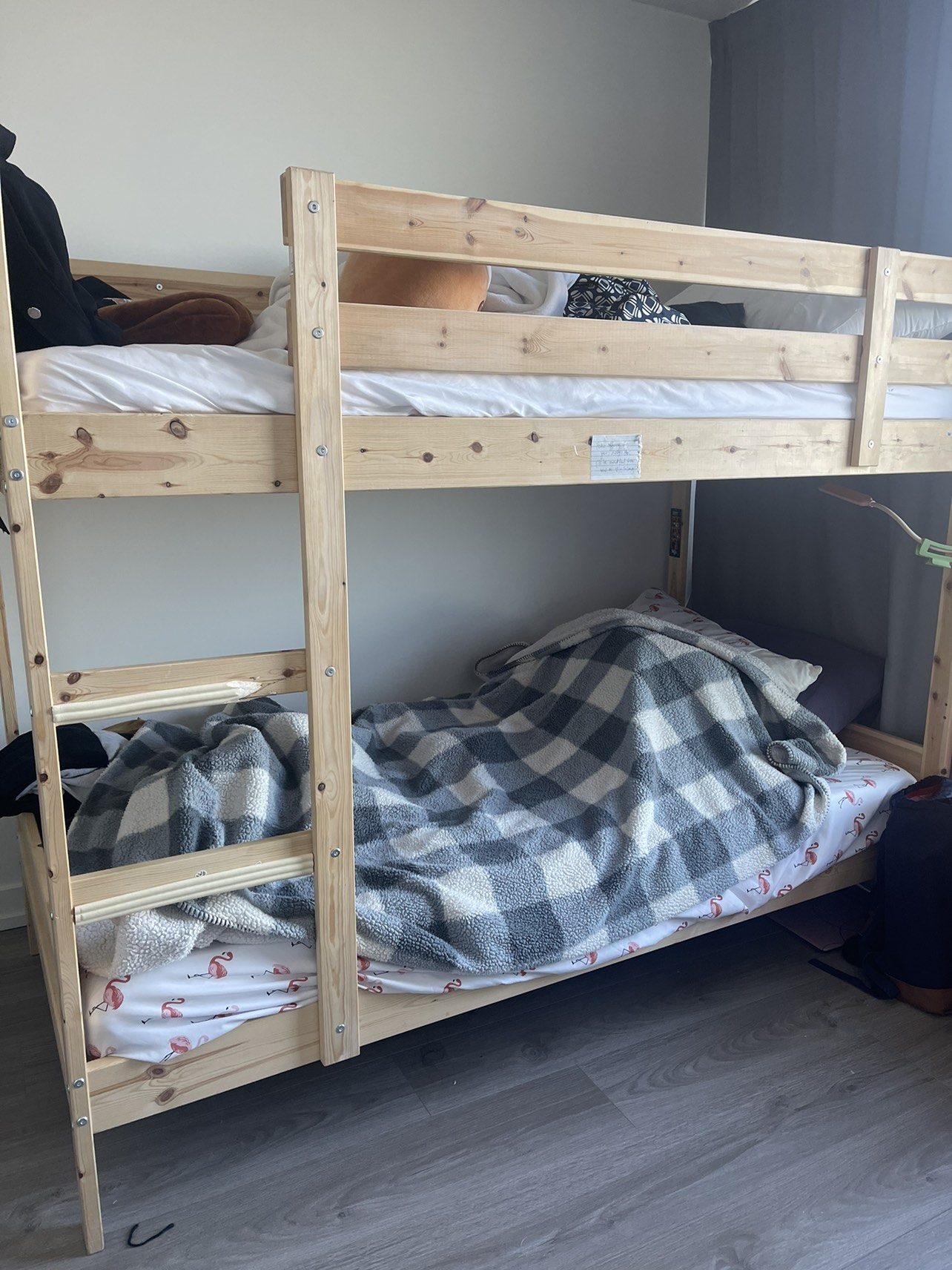 Bunk bed