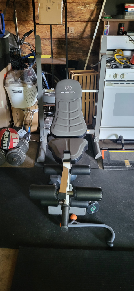 weight bench, used. $40 bucks. bar not included. - photo 2