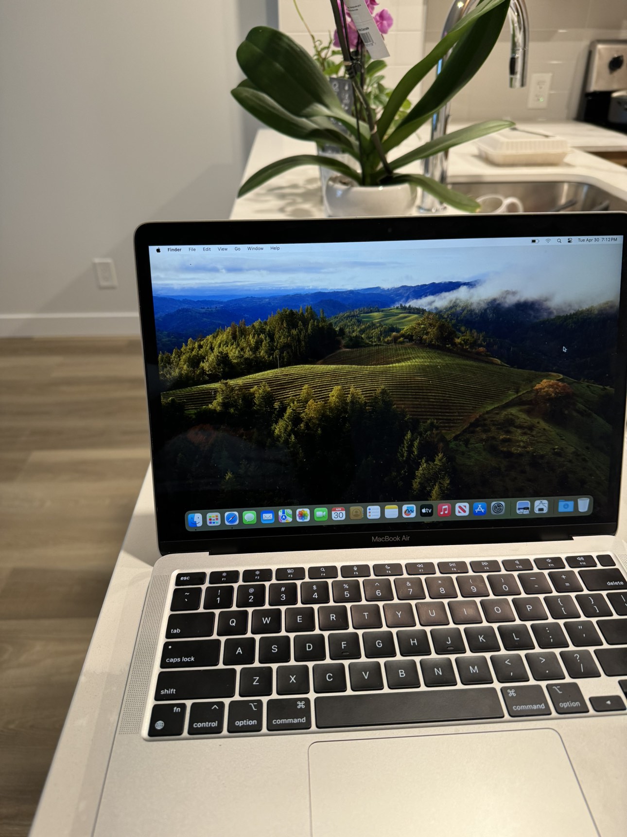 MacBook Air 2020 13.3 in - photo 3