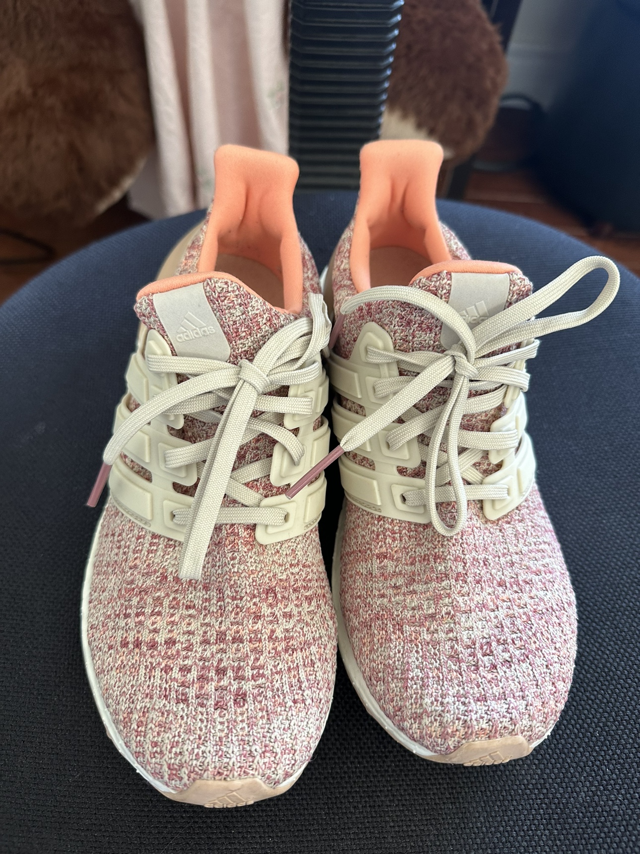 Ultraboost Size 5 US image indicator(5)