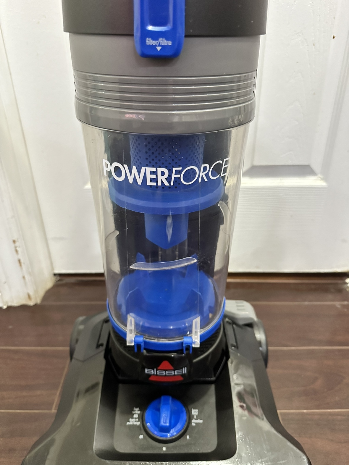 Bissell Powerforce Vacuum - photo 2