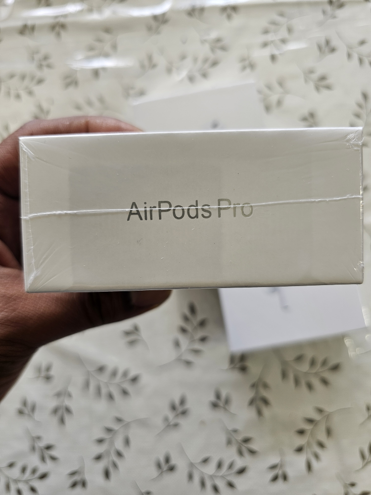 AirPods Pro 2nd Generation - photo 3