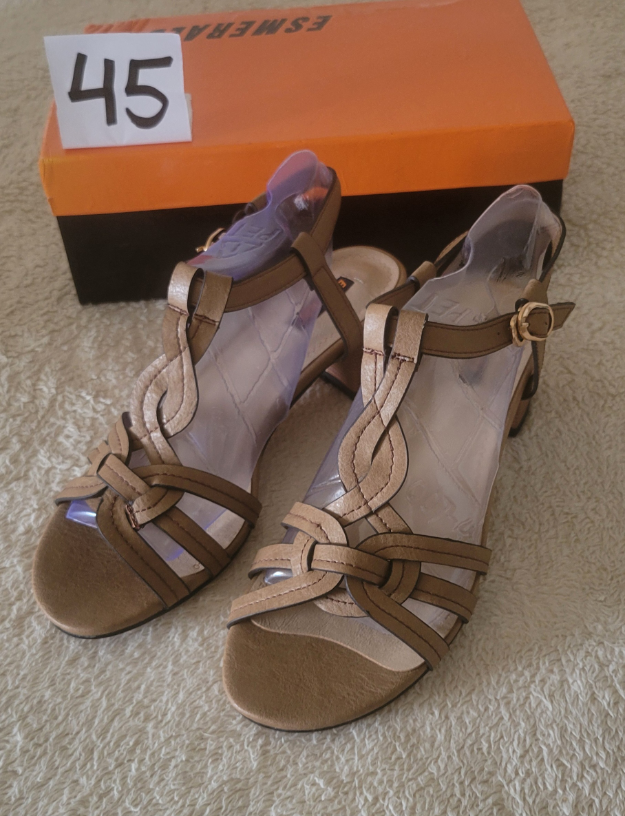 Women's Comfortable Sandals/ Esmeralda Women's Sandals image indicator(7)